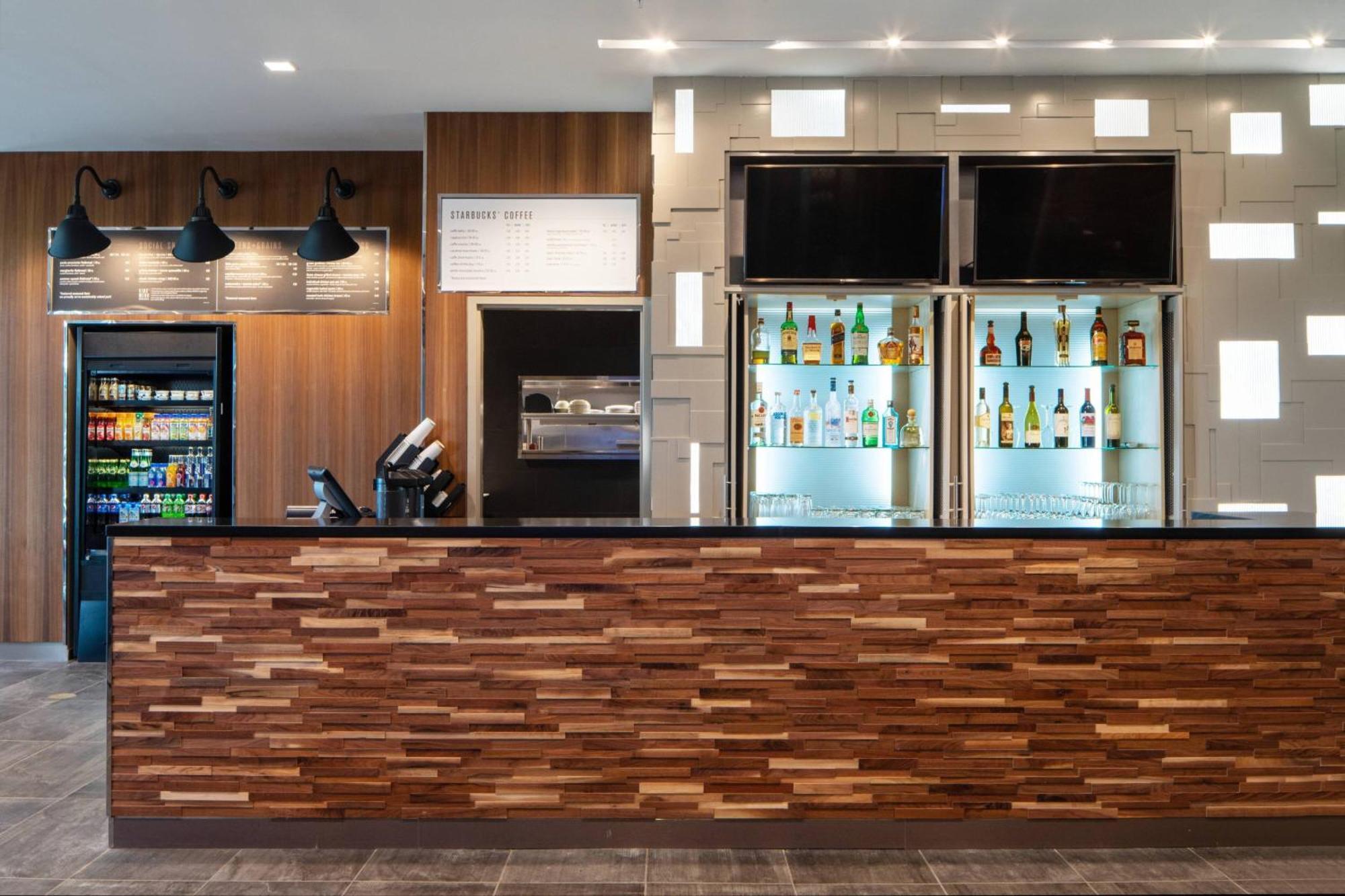 Courtyard By Marriott Lafayette South Hotel Exterior foto