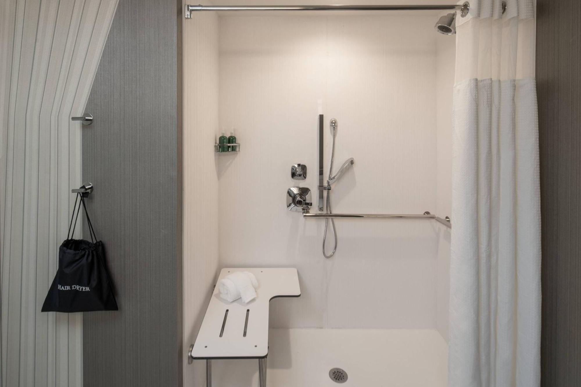 Courtyard By Marriott Lafayette South Hotel Exterior foto