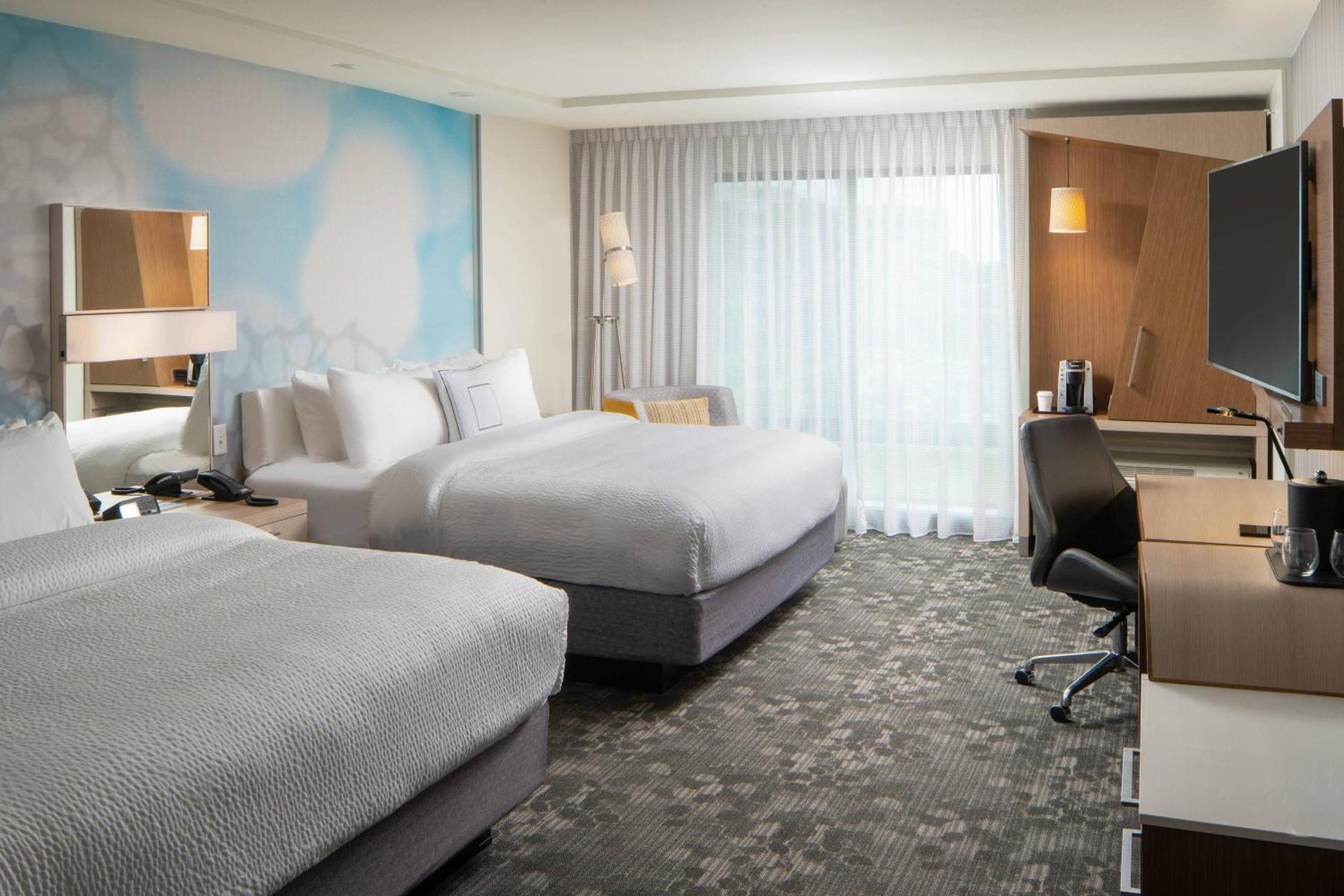 Courtyard By Marriott Lafayette South Hotel Exterior foto